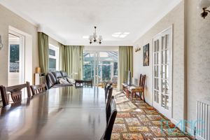 Photo 21- click for photo gallery